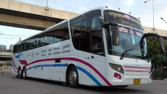 รถของโลตัสพิบูลทัวร์