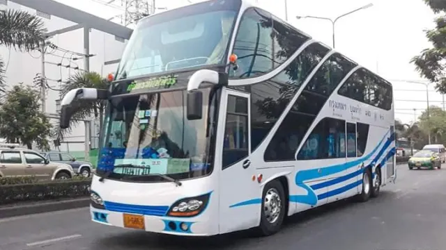 รถของกันทรลักษ์ทัวร์